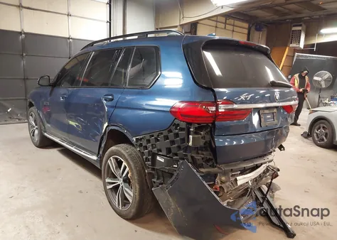 2021 BMW X7 xDrive40I z USA, uszkodzony, nr VIN 5UXCW2C03M9E70013